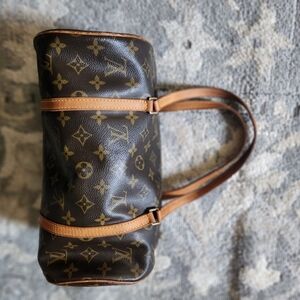 Authentic Louis Vuitton barrel bag